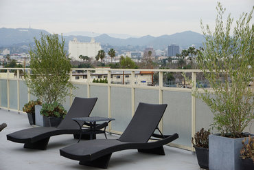 Lounge on the roof at City View 